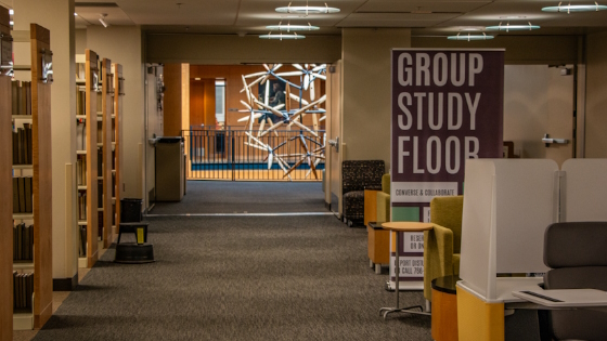 Group Study floor sign in Coe Library.