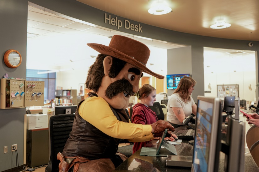 Pistol Pete at the Help Desk.
