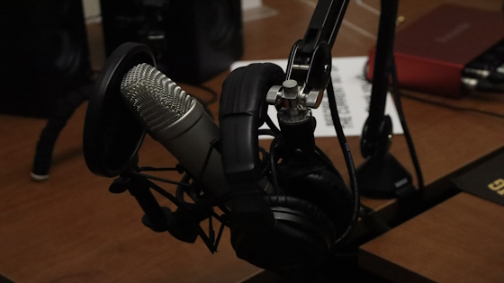 Microphone in the podcast space in Studio Coe.