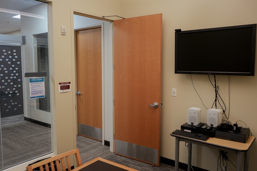 Interior of Coe 118.