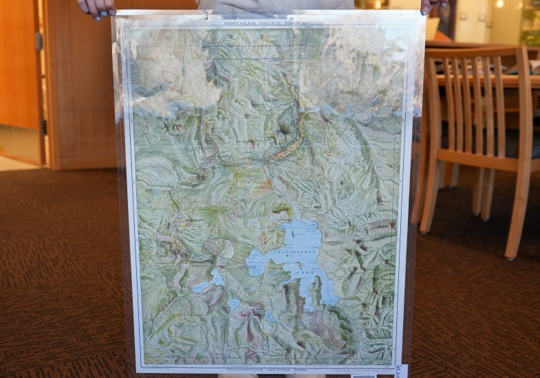  The Yellowstone Park via Northern Pacific Railway 