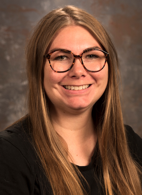 Amanda Bugbee headshot