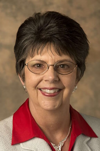 Nancy Gwinn headshot