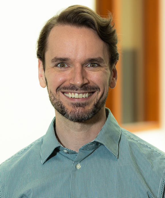 headshot of Ryan Bailey