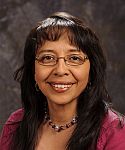 portrait photo of professor Rodriguez-hicks