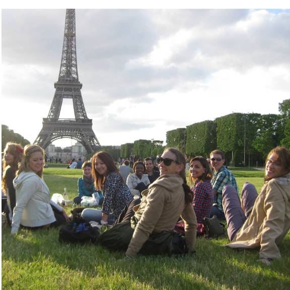 French students at Eiffel Tower