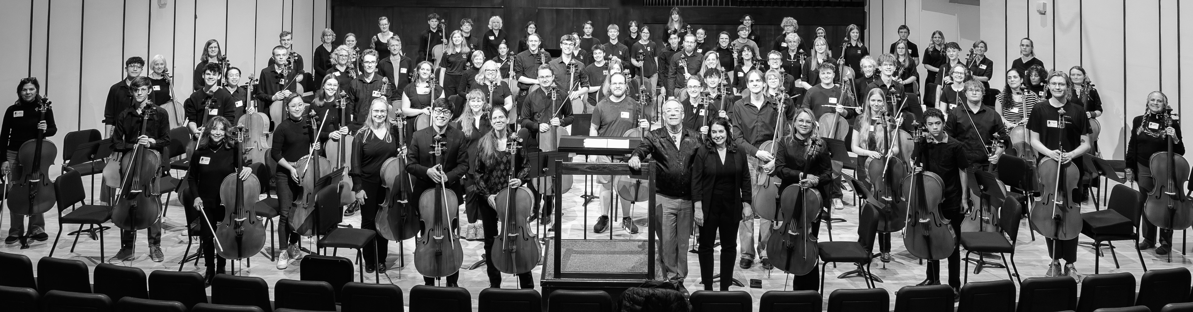 Masterclass cello festival participants group photo