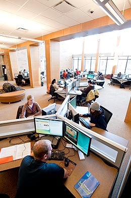 Students working in Coe Library computer lab
