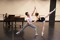 Two ballet dancers rehearsing