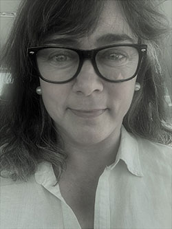head photo of woman