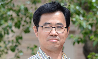 head photo of a man
