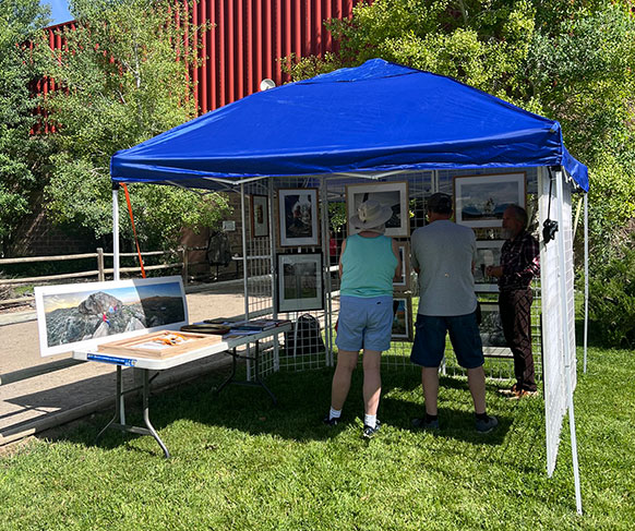 sun shade tent with art inside