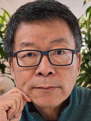 head photo of a man