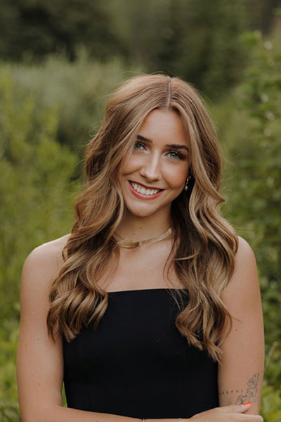 head photo of a woman