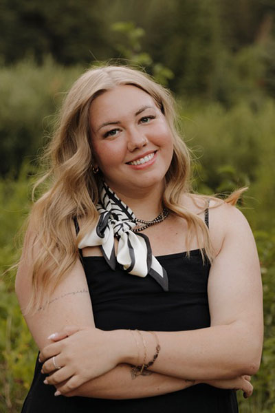head photo of a woman