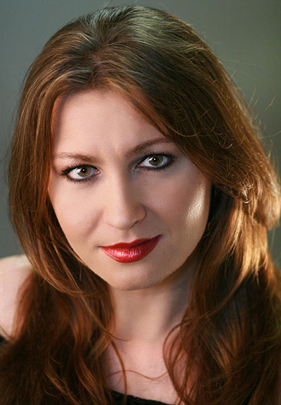 head photo of a woman