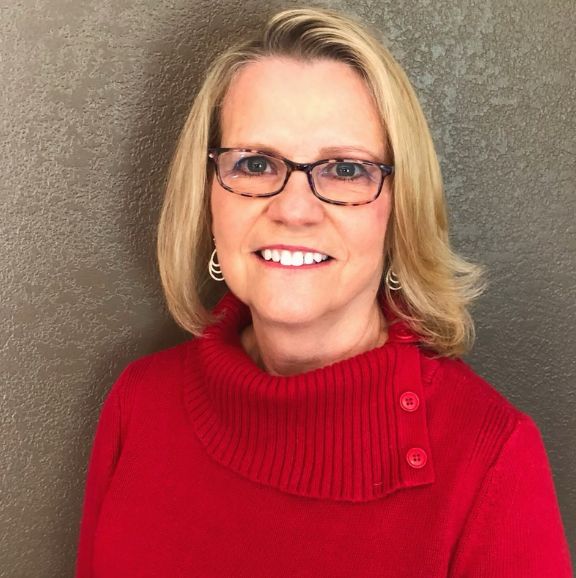 holly miller in red shirt