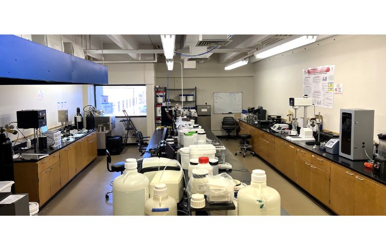 Picture of the Next Gen Drilling & Completions Fluids lab
