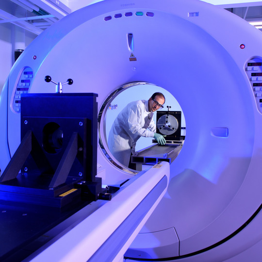 Picture of researcher at the Center of Innovation for Flow Through Porous Media.