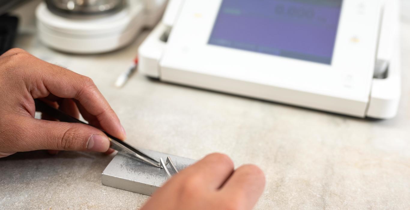 Graduate Student working in the Stable Isotope Facility