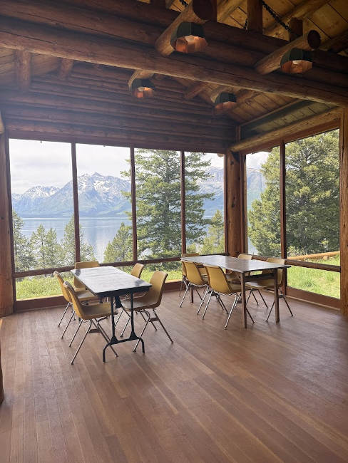 Berol screened porch and tables