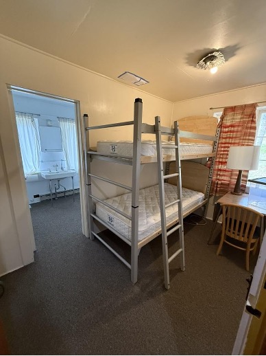 Kenneth Room bunk beds