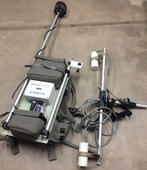 Backpack Setup of the Geometrics G858G Cesium Vapor Gradient Magnetometer