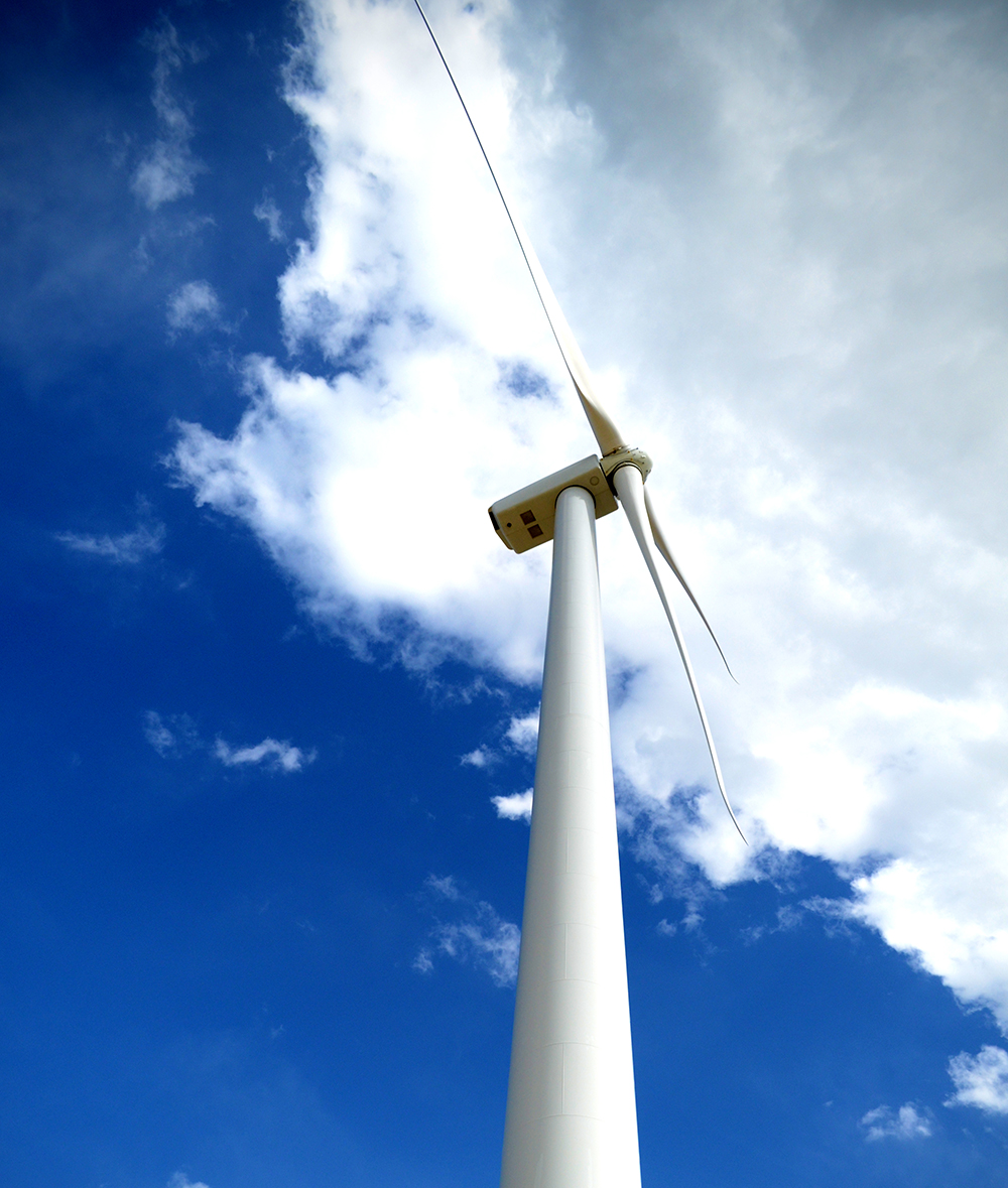 tall wind turbine