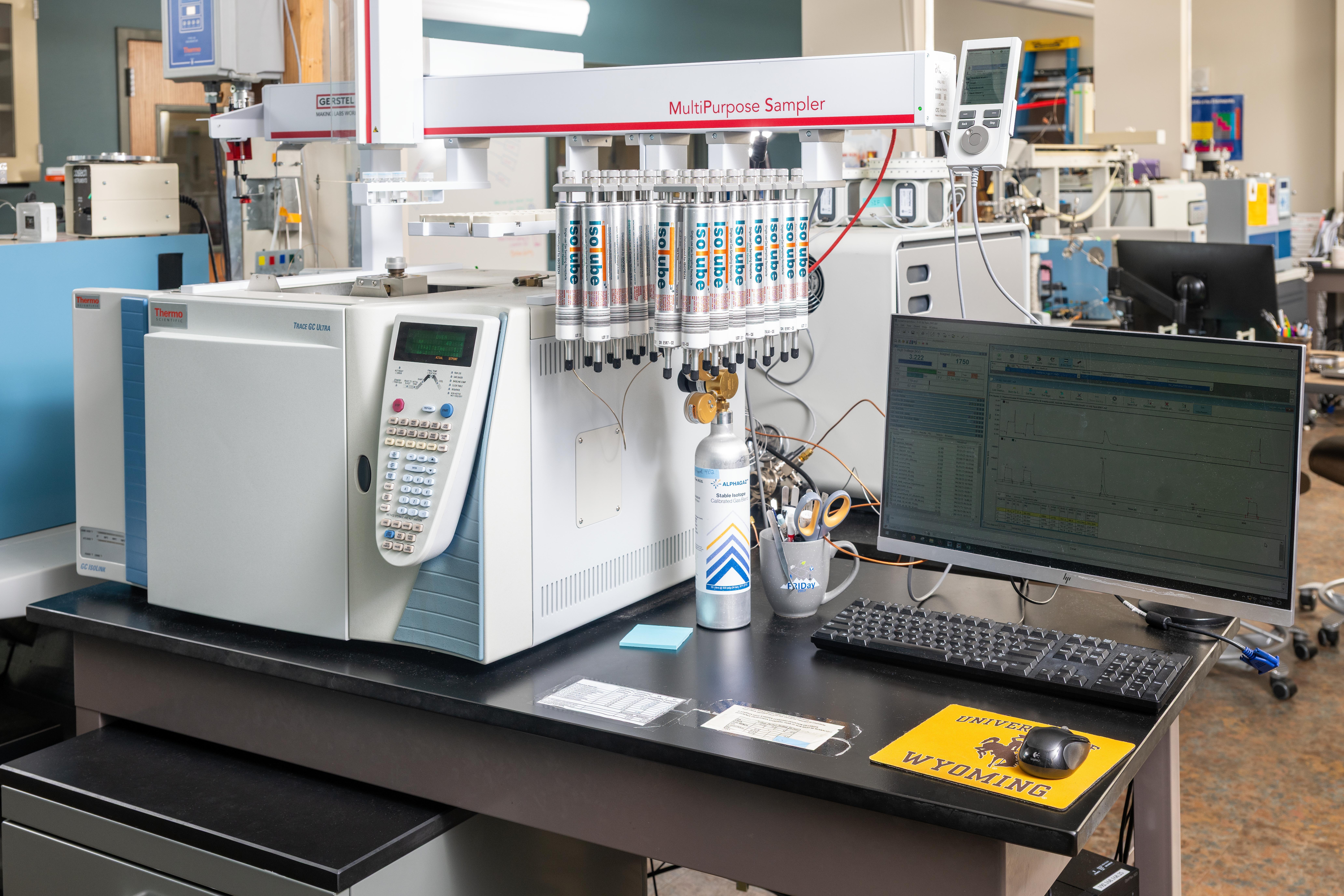 Gas Chromatograph Instrument