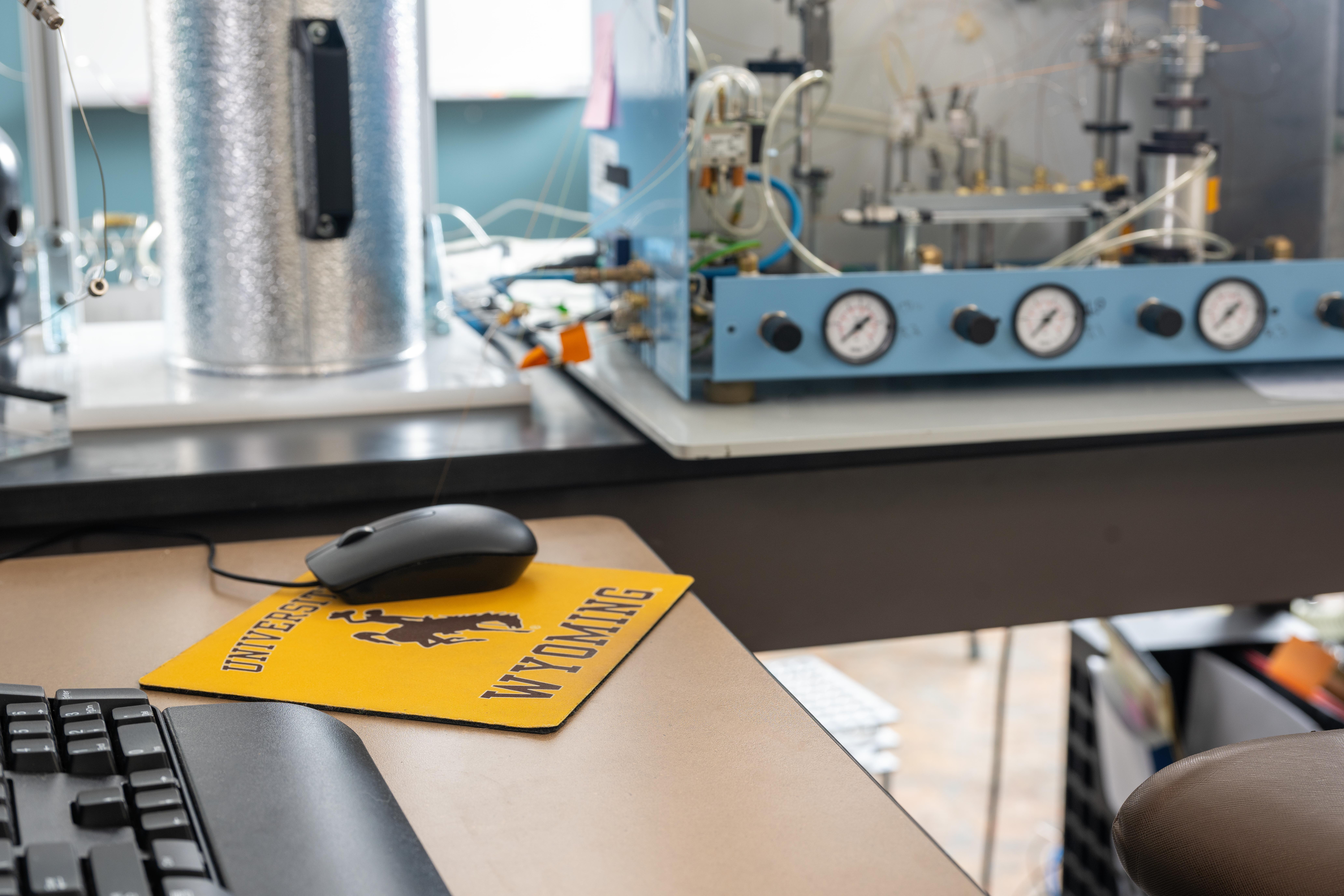 Gas Bench Instrument 