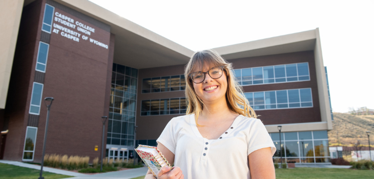 Student in front of UW casper campus