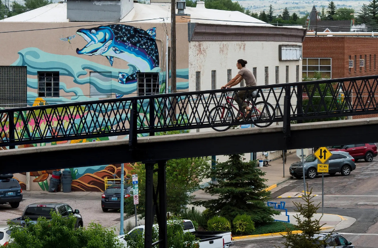 Laramie donwtown pedestrian bridge 