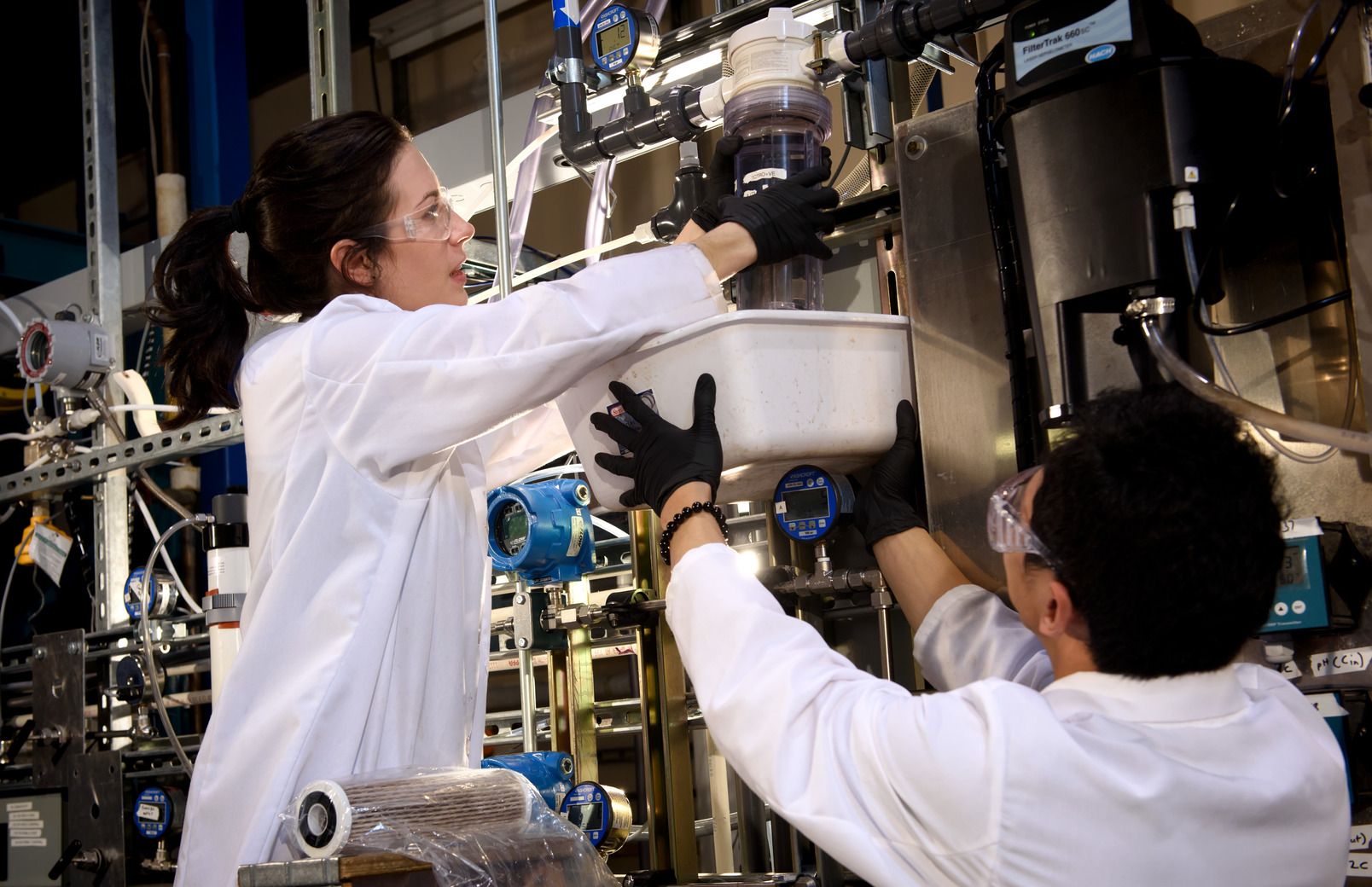 Two researchers in a lab