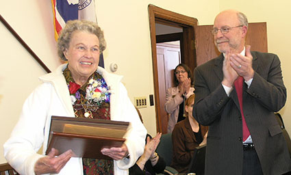 Stella McKinstry receiving award from Past UW President Tom Buchanan