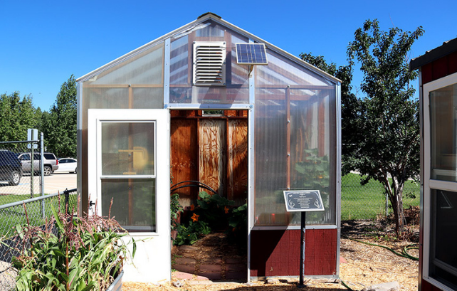 Linford Elementary School Greenhouse