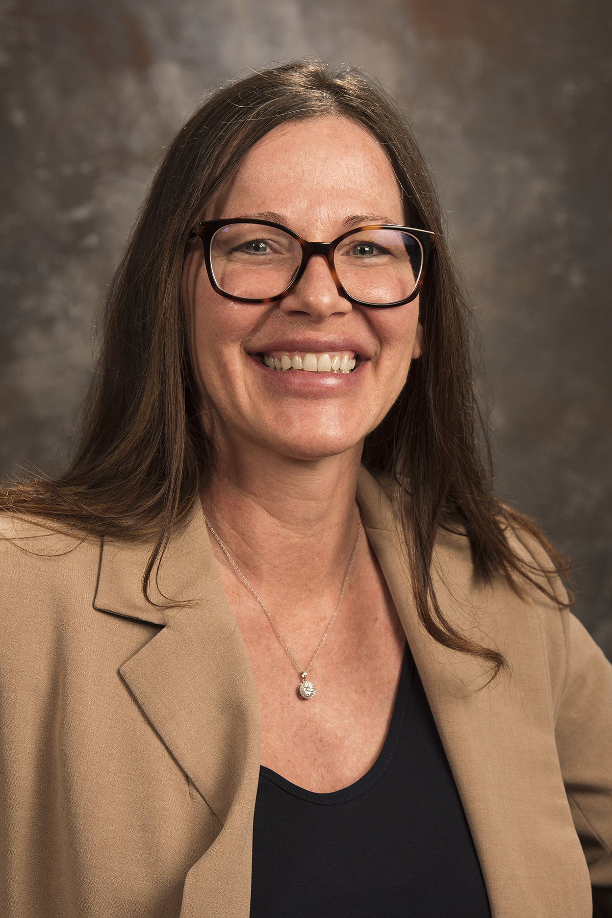 Headshot of Michele Peck