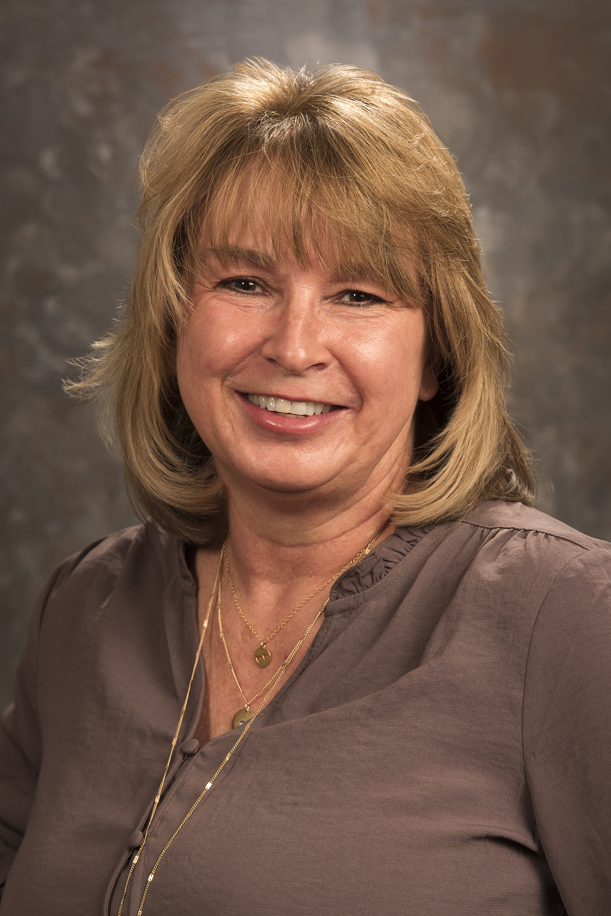 Headshot of Debbie Swierczek