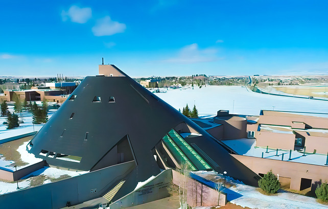 exterior of the UW Art museum in the winter