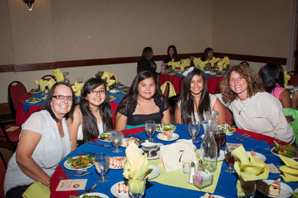 banquet table